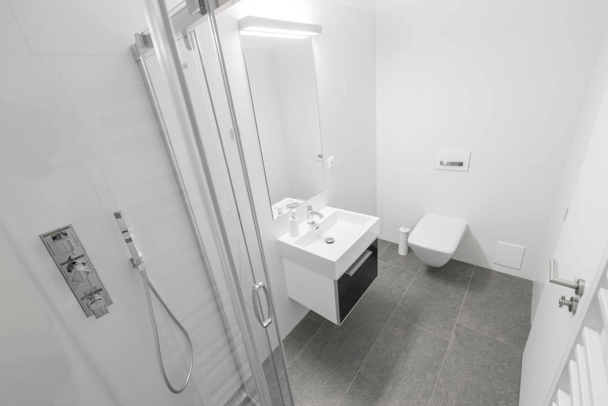 Theresian Apartment Ostruzna Exterior photo